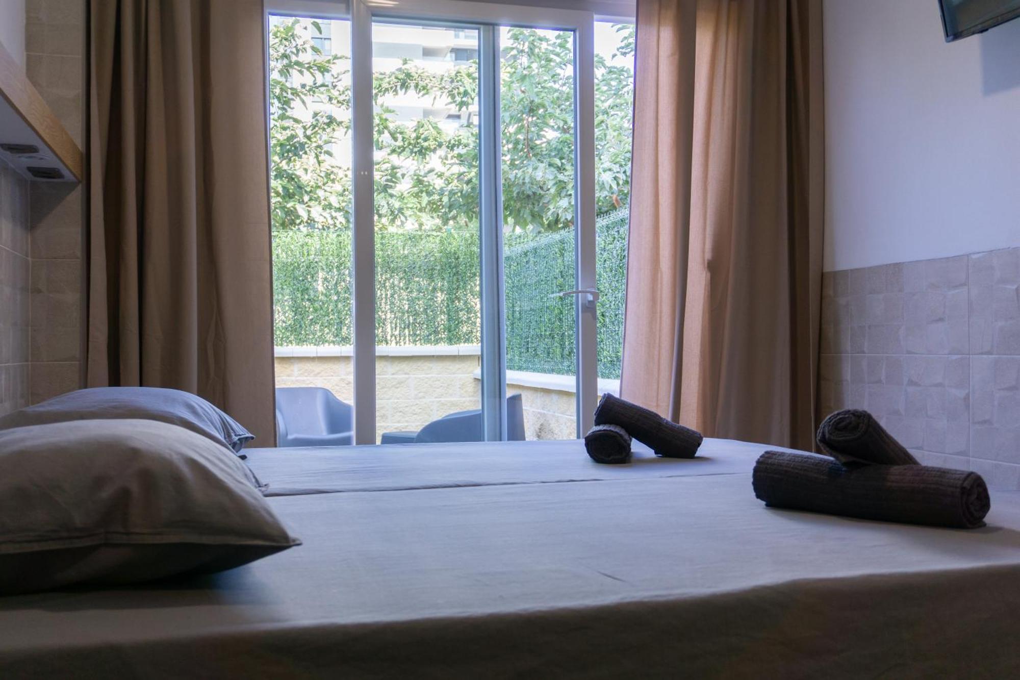 Apartamentos La Ruta กัลเป ภายนอก รูปภาพ