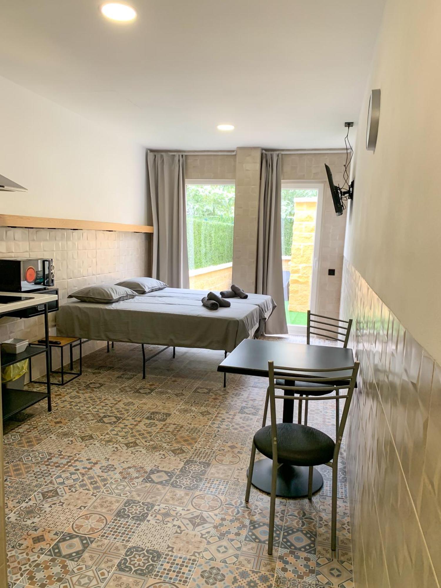 Apartamentos La Ruta กัลเป ภายนอก รูปภาพ